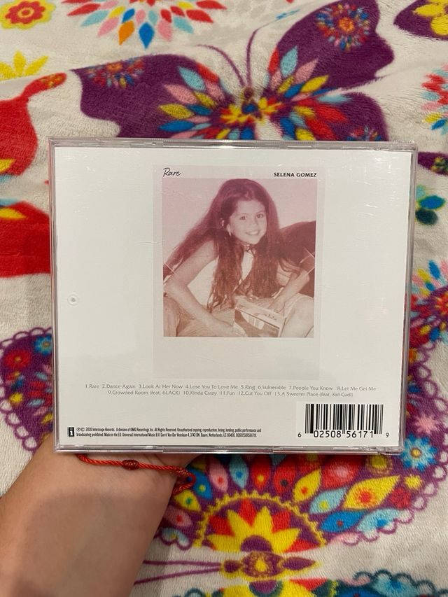 CD “Rare” Selena Gomez LEER DESCRIPCIÓN