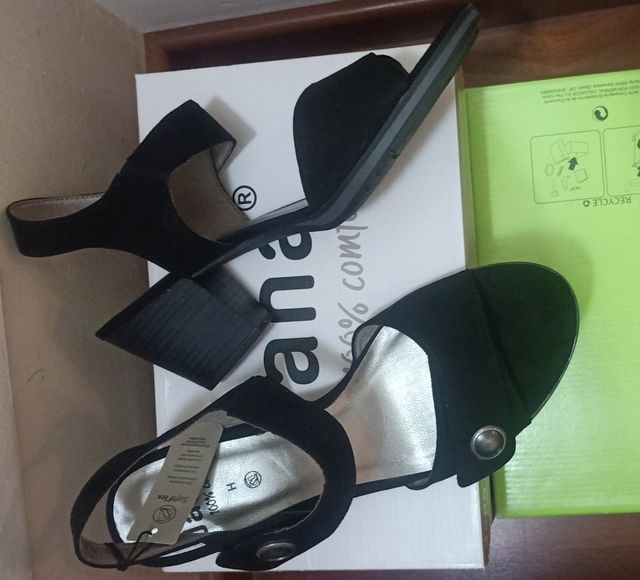 Sandalias de tacón para estrenar