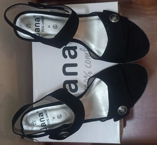 Sandalias de tacón para estrenar