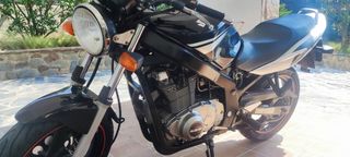 Suzuki GS500