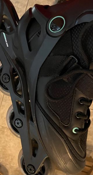 Patines Línea Adulto/niño Oxelo y protecciones.