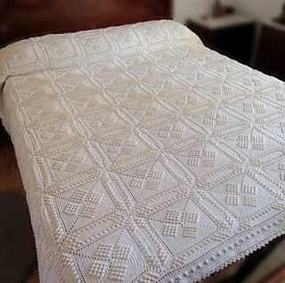 Colcha de Crochet estilo Rústico . Hecha a Mano