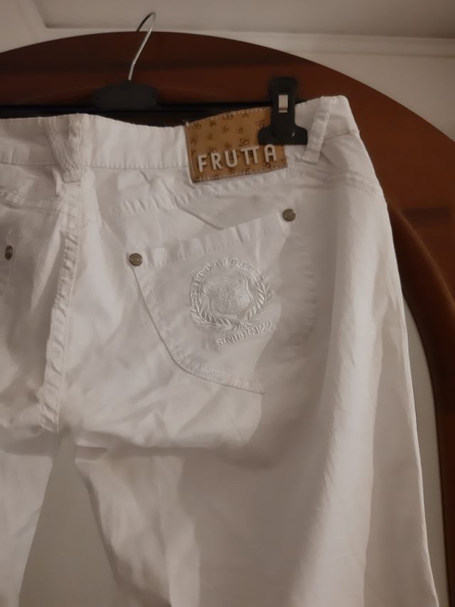 Pantaloni bianchi 