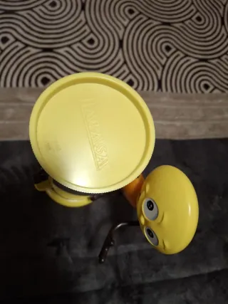 Dispensador chocolatinas lacasitos