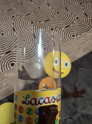 Dispensador chocolatinas lacasitos