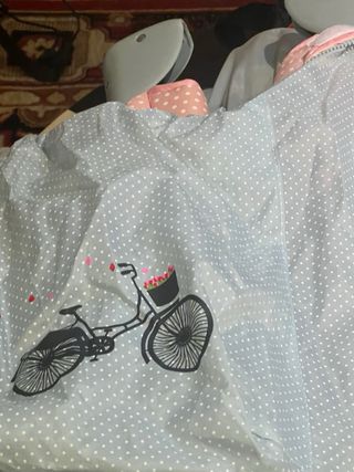 Cuna ASALVO.con colchon y accesorios