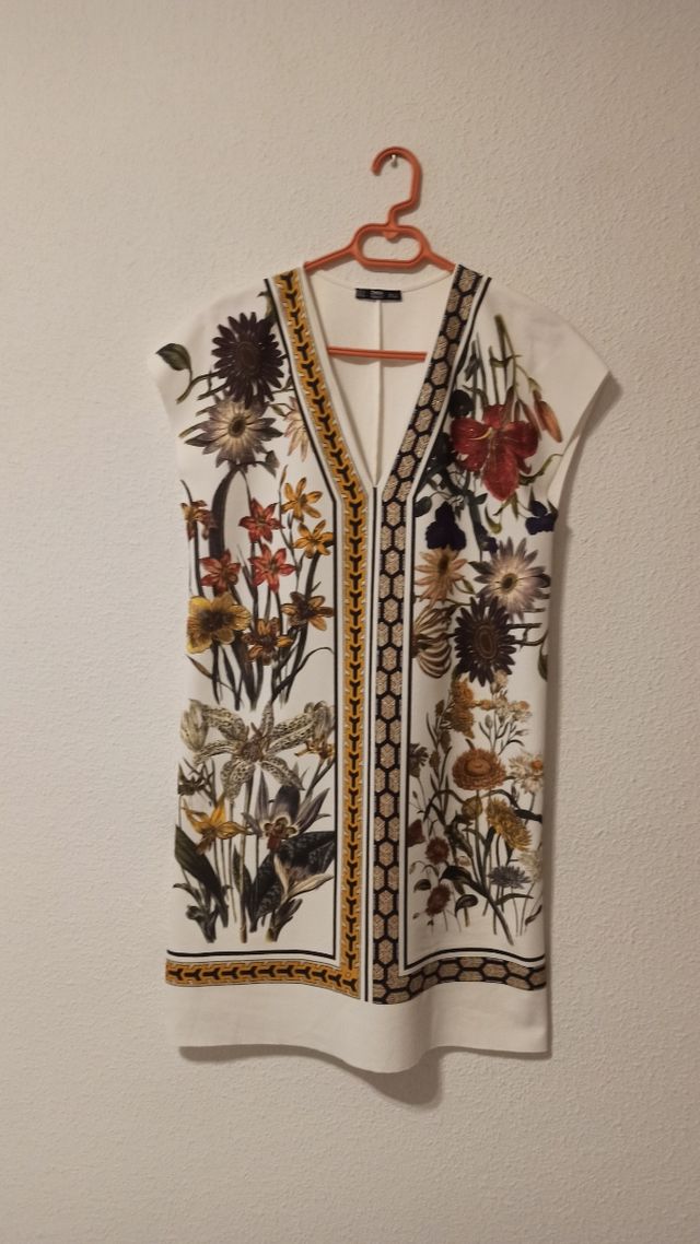 Vestido Zara