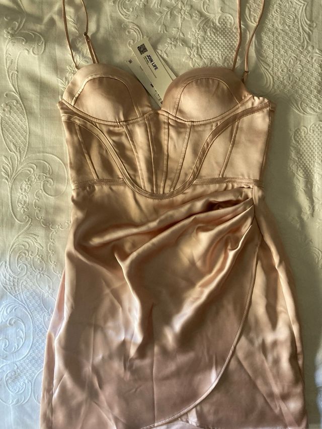 Vestido Zara