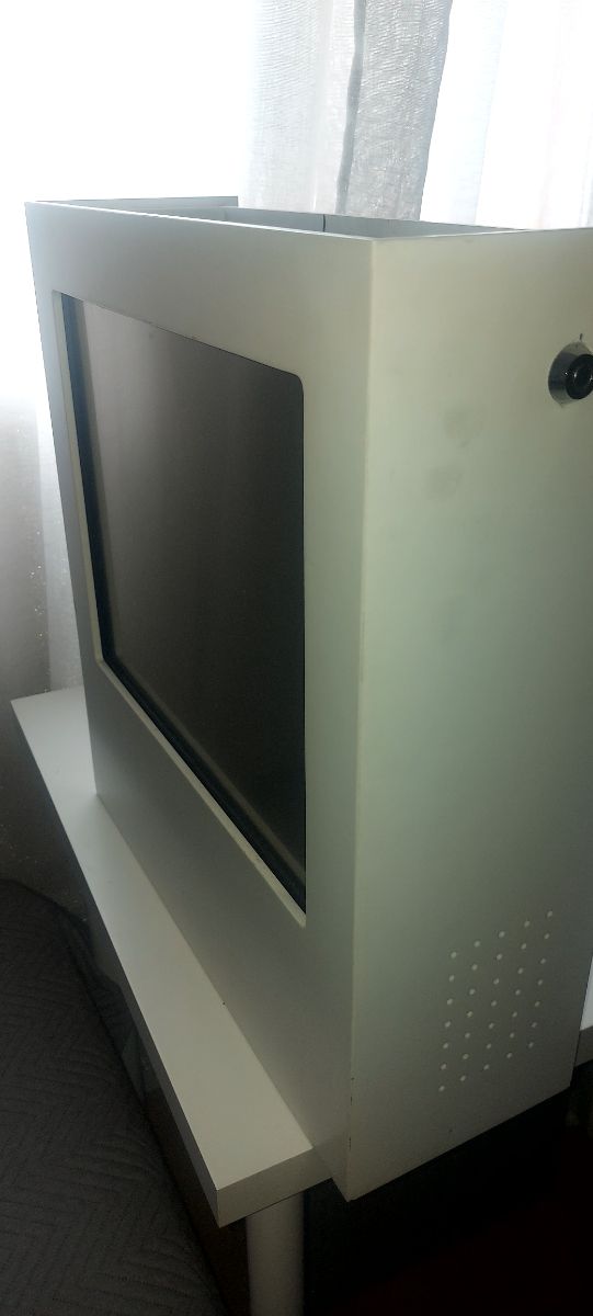 Pantalla táctil y lector código barras