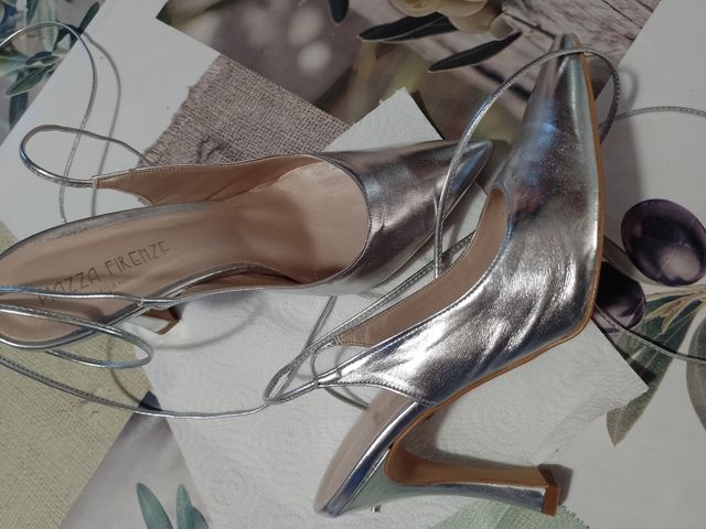 Scarpe argentate tacco alto