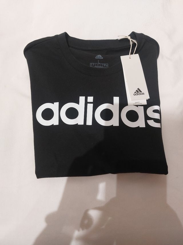 Camiseta adidas