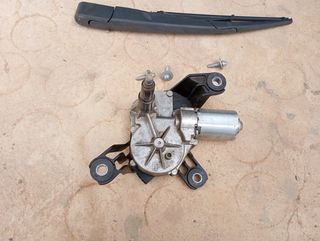 Motor limpia trasero Opel Astra h gtc