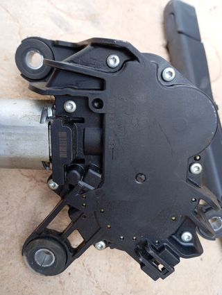 Motor limpia trasero Opel Astra h gtc