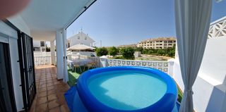 Piscina, depuradora, tapadera y alfombrilla