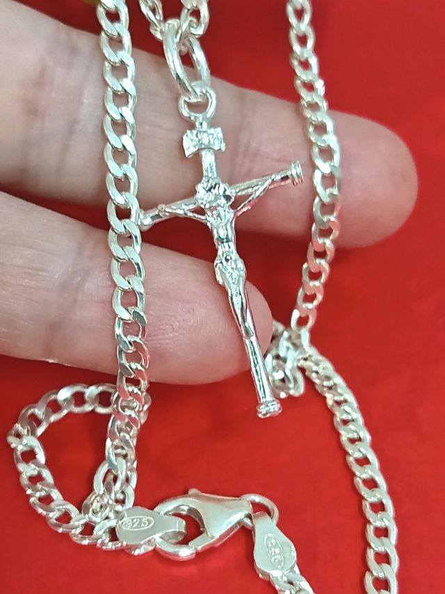 Crucifico cristo con cadena chico 55 cm plata 925