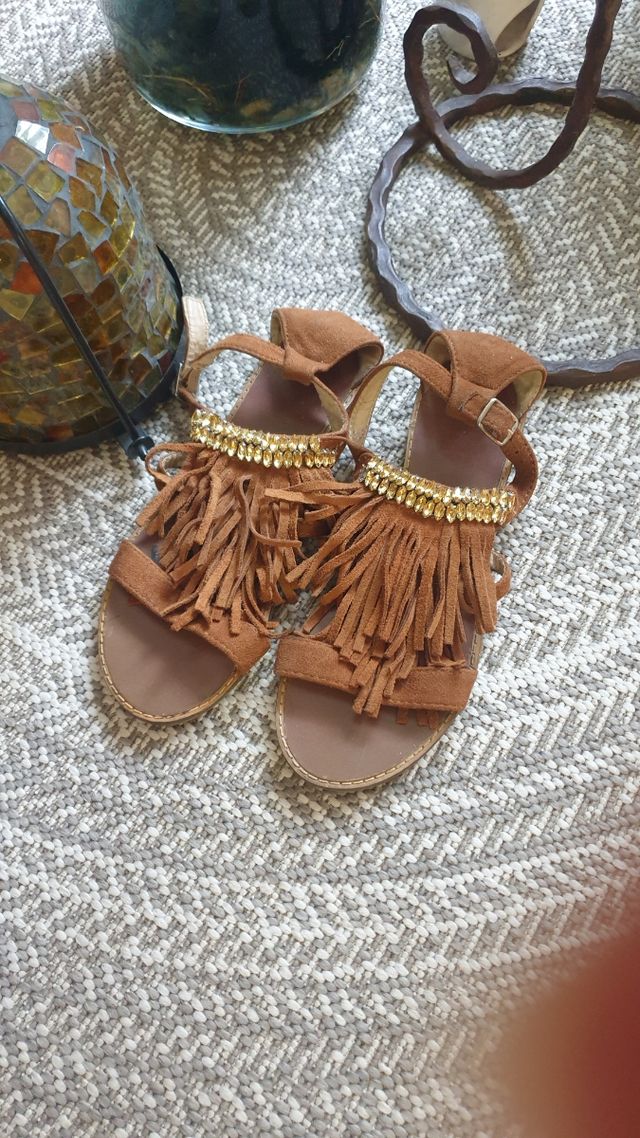sandalias flecos Boho.