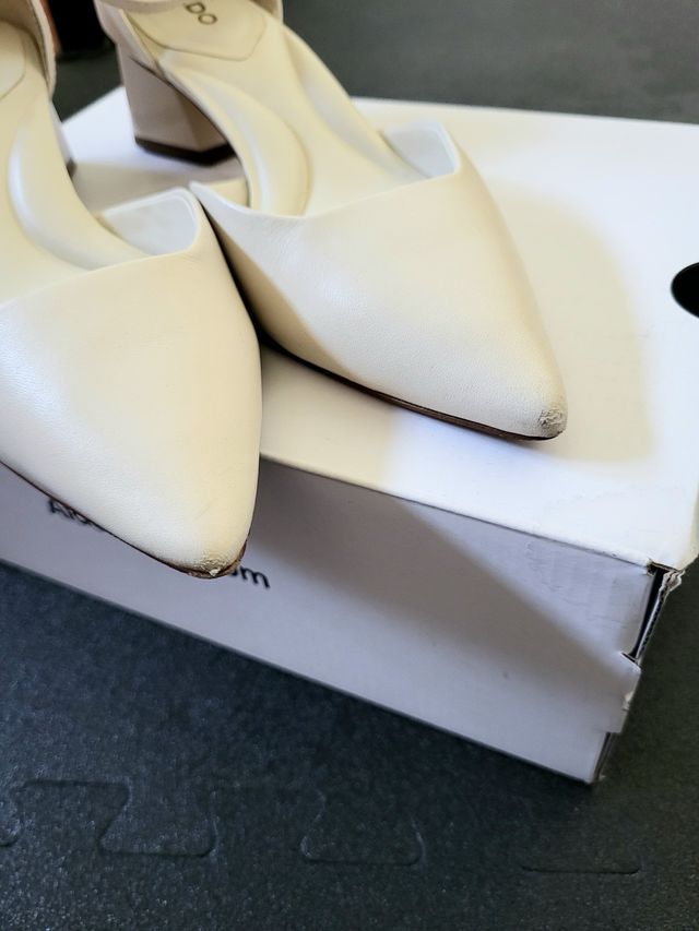 Zapatos de piel blanca cruda ALDO - tam 36