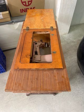 Máquina coser SINGER antigua