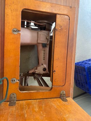 Máquina coser SINGER antigua