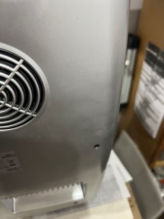 Nevera pequeña 12V-220V para coche y camper