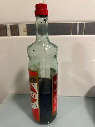 Antigua botella Americano Gancia