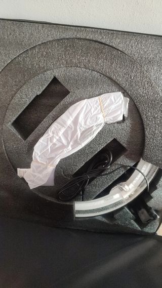 Aro de luz LED a estrenar