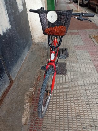 Bicicleta btwin Roja