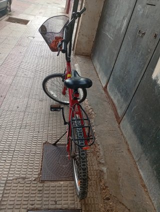Bicicleta btwin Roja