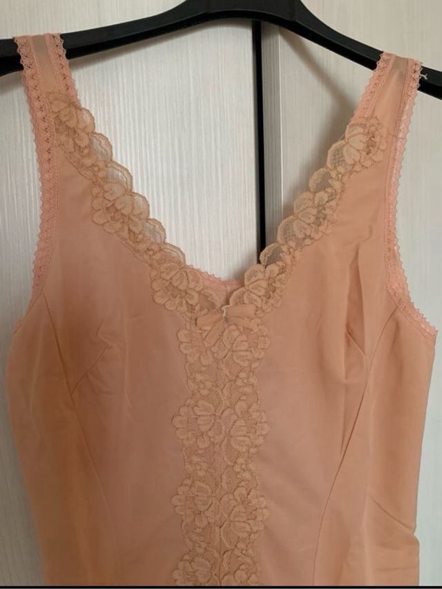 Sottoveste corta color carne,vintage,tg.44/46,nuov