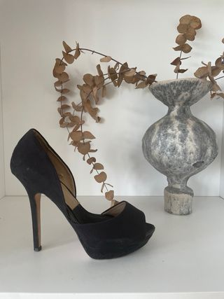 Zapatos tacón negro antelina