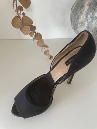 Zapatos tacón negro antelina