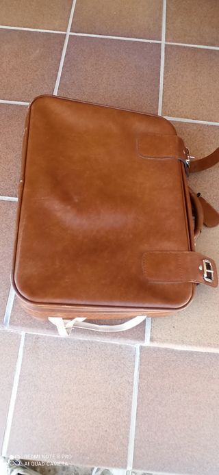 Maleta de cuero 