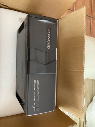 Amplificador Kenwood y altavoces