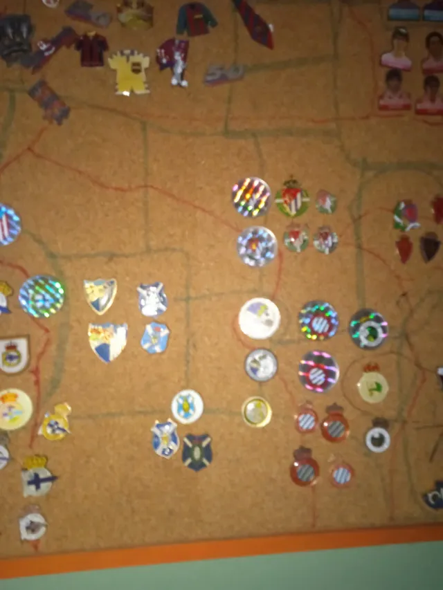 LOTE PINS FUTBOL EQUIPOS ESPAÑOLES