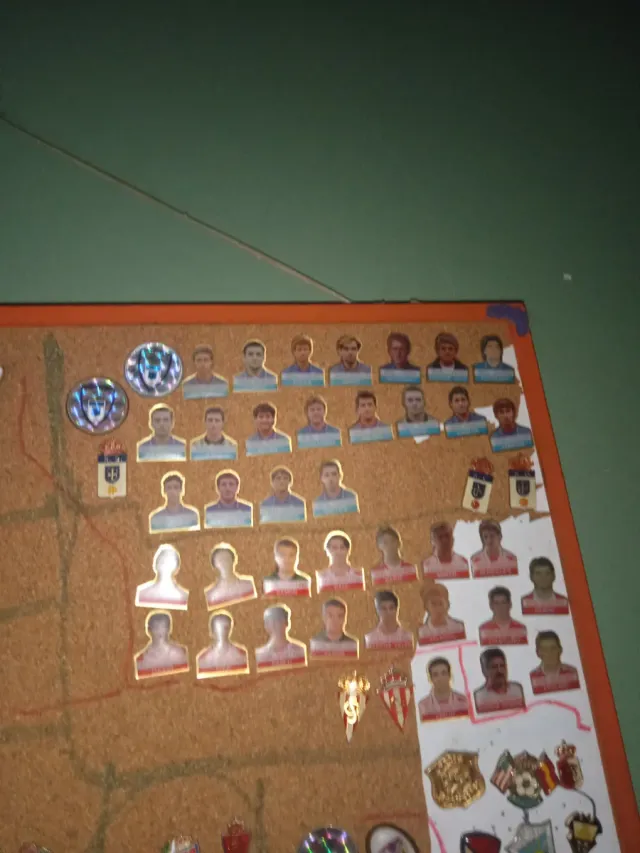 LOTE PINS FUTBOL EQUIPOS ESPAÑOLES