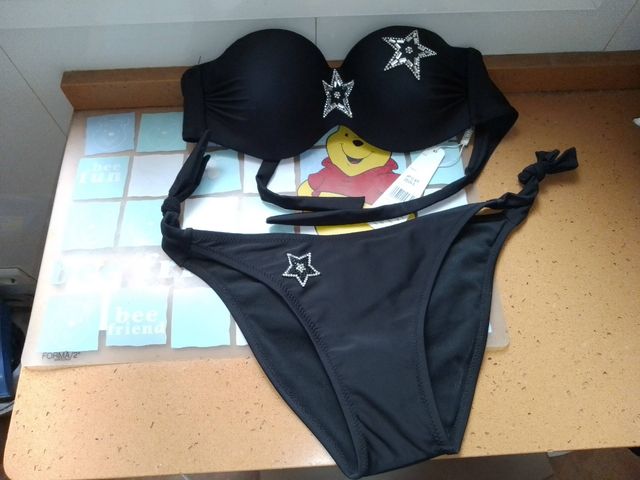 Bikini negro con detalles de brillo