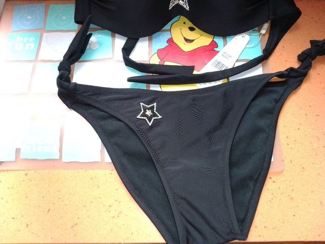 Bikini negro con detalles de brillo