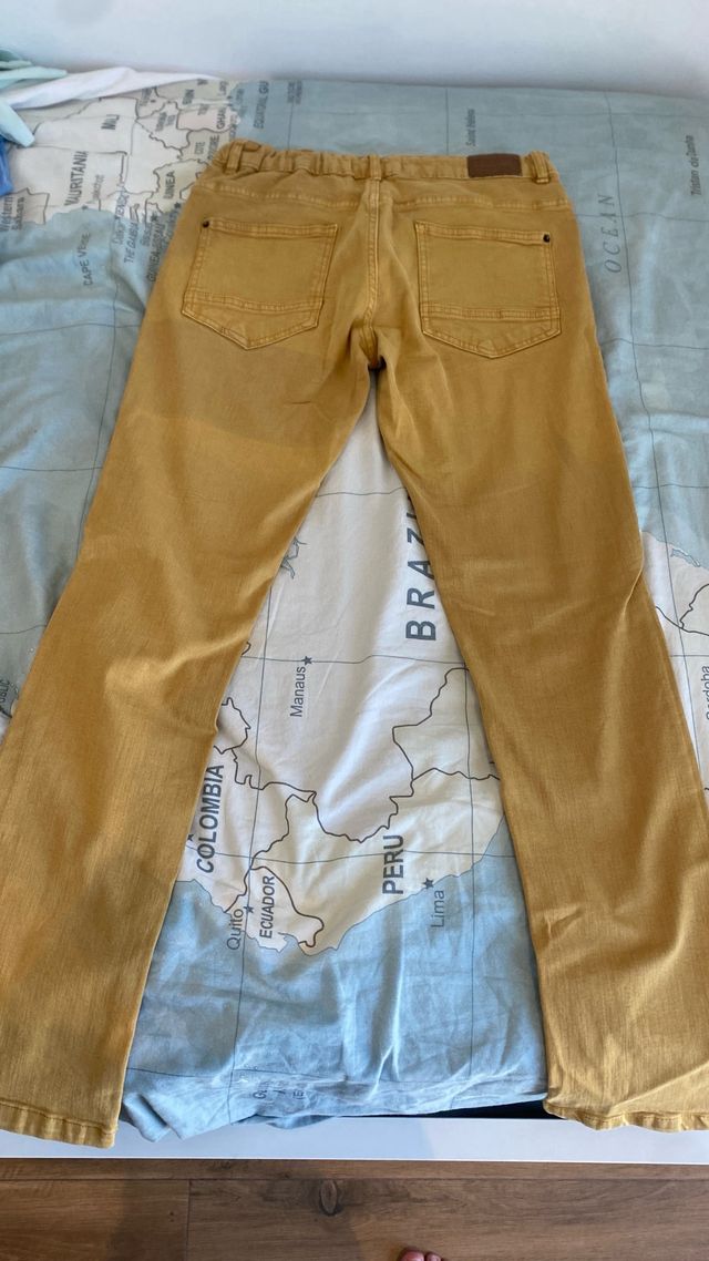 Pantalon baquero amarillo mostaza
