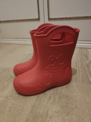 Botas agua infantil talla 32-33 Fuzzio
