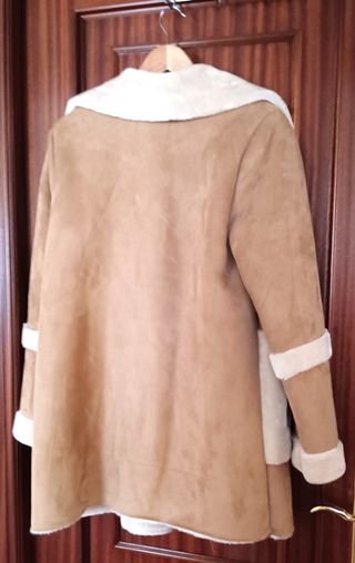 Abrigo borreguito mujer Stradivarius talla M