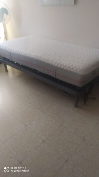Se vende cama articulada eléctrica más colchón 