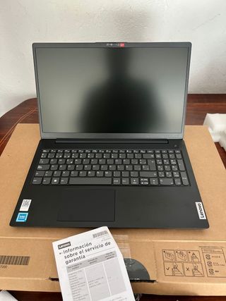 Ordenador portatil Lenovo V15 G2 IJL Nuevo