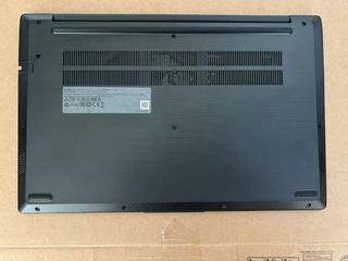 Ordenador portatil Lenovo V15 G2 IJL Nuevo