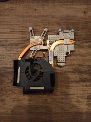 Ventilador con disipador de calor