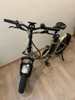 Bicicleta eléctrica (Fat Tire Bike)  pegable