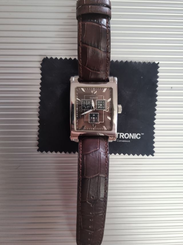 Reloj Guess