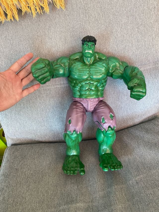 Muñeco hulk