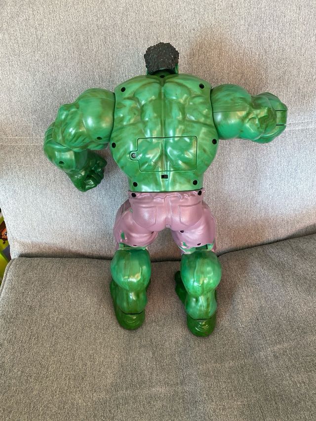 Muñeco hulk