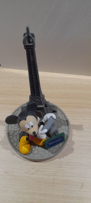 Figura Disney Paris torre Eiffel
