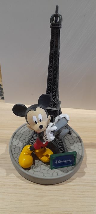 Figura Disney Paris torre Eiffel